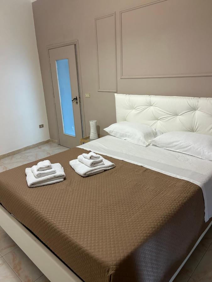 Hotel Happy Fly Neapel Exterior foto
